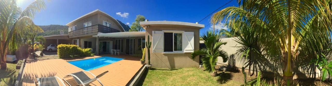 Manawa And One Eye Apartments La Gaulette Exterior photo